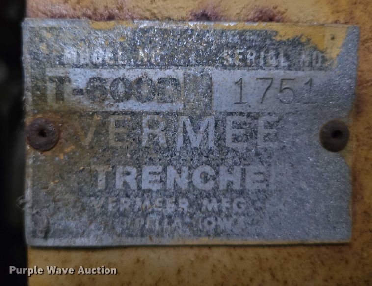 image for item EF1974 Vermeer T600D trencher