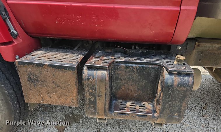 image for item EF3682 1993 Chevrolet Kodiak C6500 dump truck