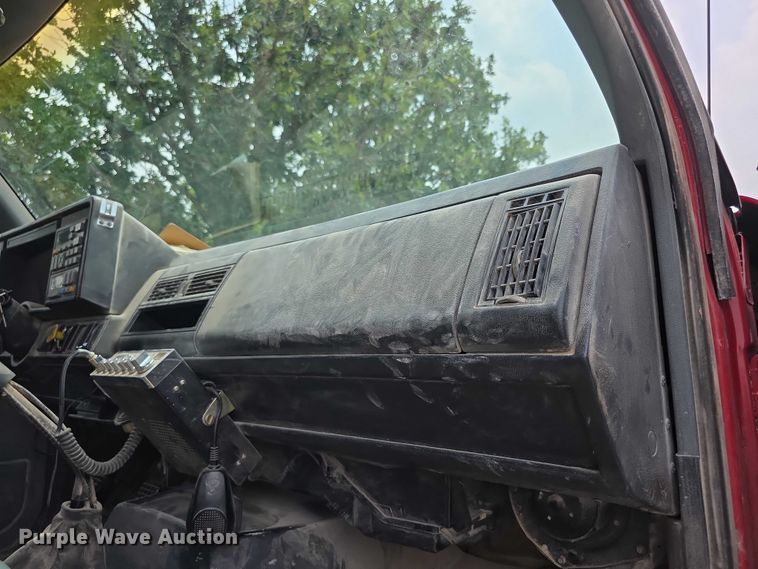 image for item EF3682 1993 Chevrolet Kodiak C6500 dump truck