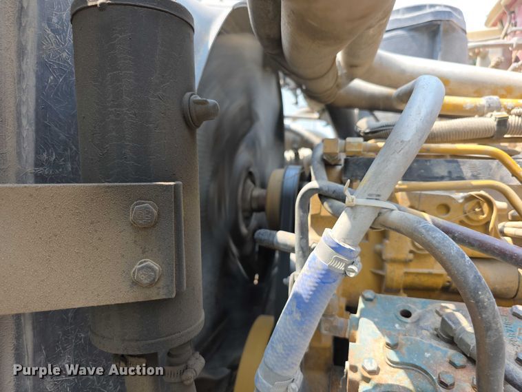 image for item EF3682 1993 Chevrolet Kodiak C6500 dump truck