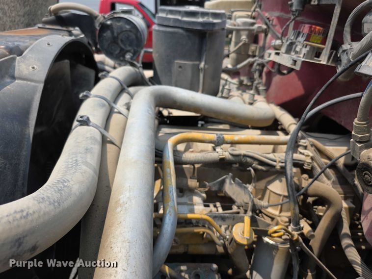 image for item EF3682 1993 Chevrolet Kodiak C6500 dump truck