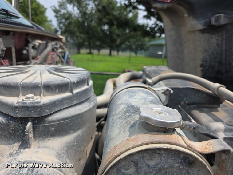 image for item EF3682 1993 Chevrolet Kodiak C6500 dump truck