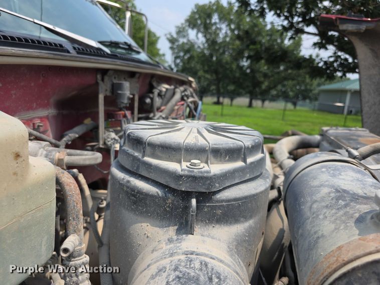 image for item EF3682 1993 Chevrolet Kodiak C6500 dump truck