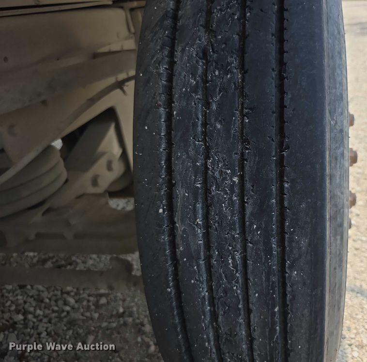 image for item EF3682 1993 Chevrolet Kodiak C6500 dump truck