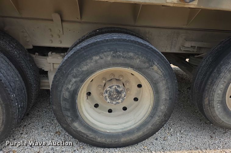 image for item EF3682 1993 Chevrolet Kodiak C6500 dump truck