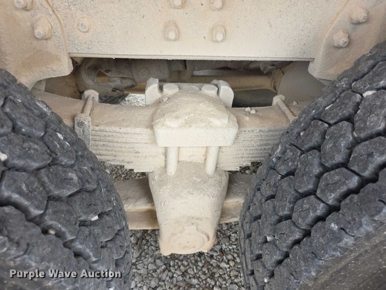 image for item EF3682 1993 Chevrolet Kodiak C6500 dump truck