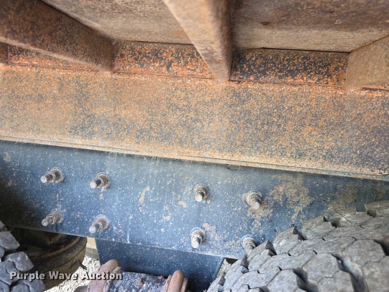 image for item EF3696 2004 Mack Granite CV713 dump truck