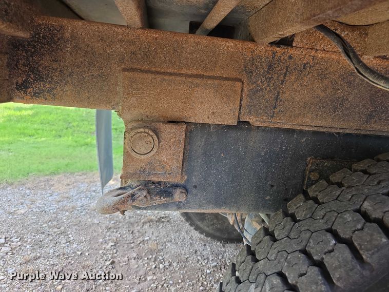 image for item EF3696 2004 Mack Granite CV713 dump truck