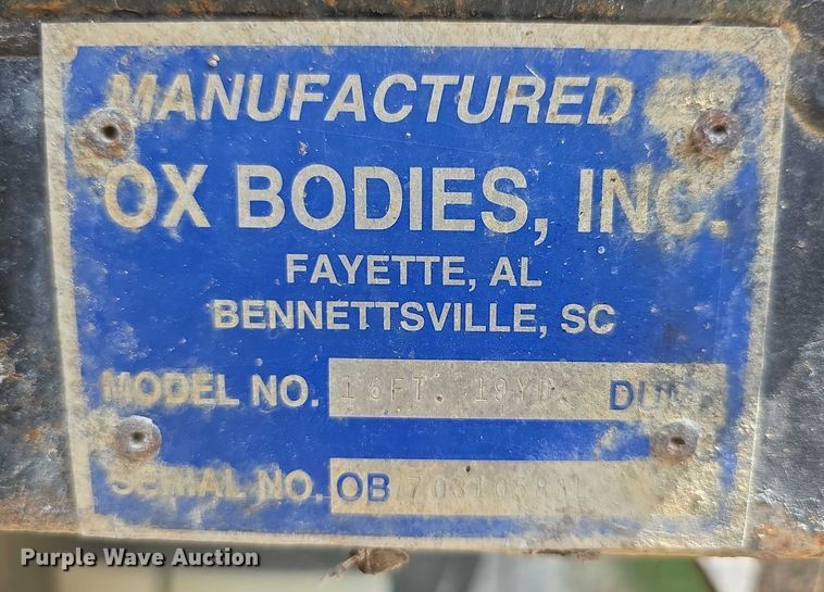 image for item EF3696 2004 Mack Granite CV713 dump truck