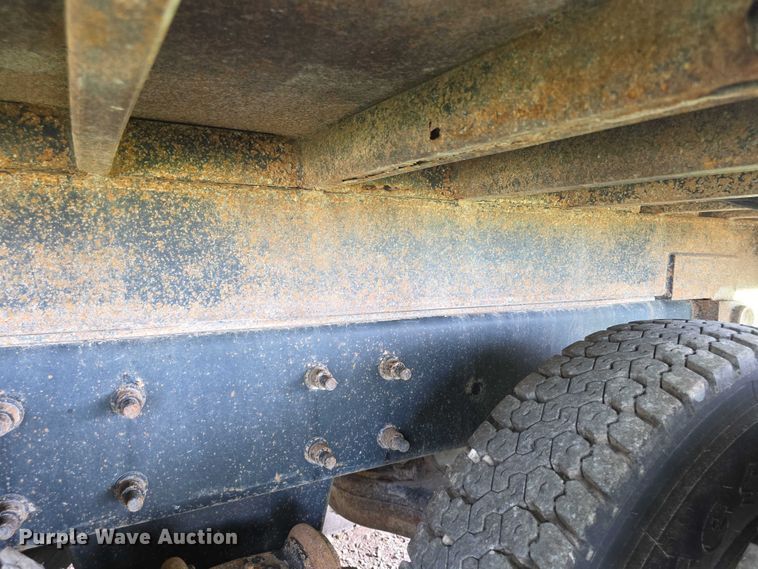 image for item EF3696 2004 Mack Granite CV713 dump truck