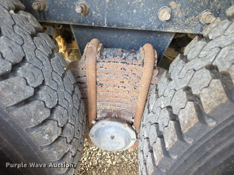 image for item EF3696 2004 Mack Granite CV713 dump truck