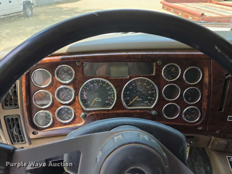 image for item EF3696 2004 Mack Granite CV713 dump truck