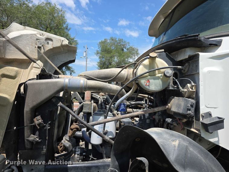 image for item EF3696 2004 Mack Granite CV713 dump truck