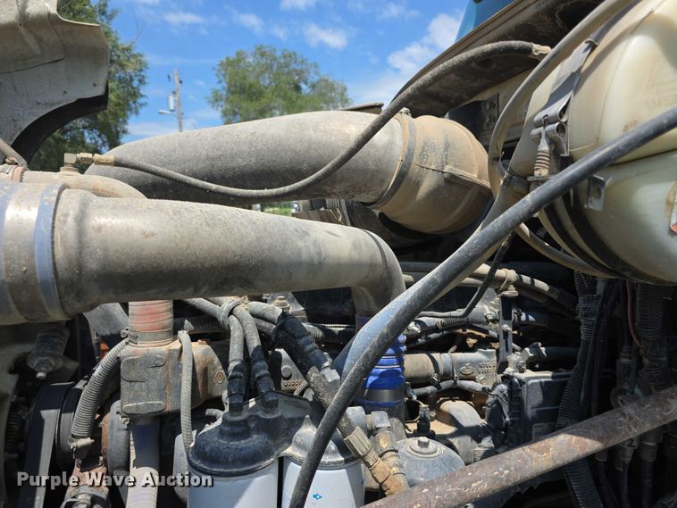 image for item EF3696 2004 Mack Granite CV713 dump truck