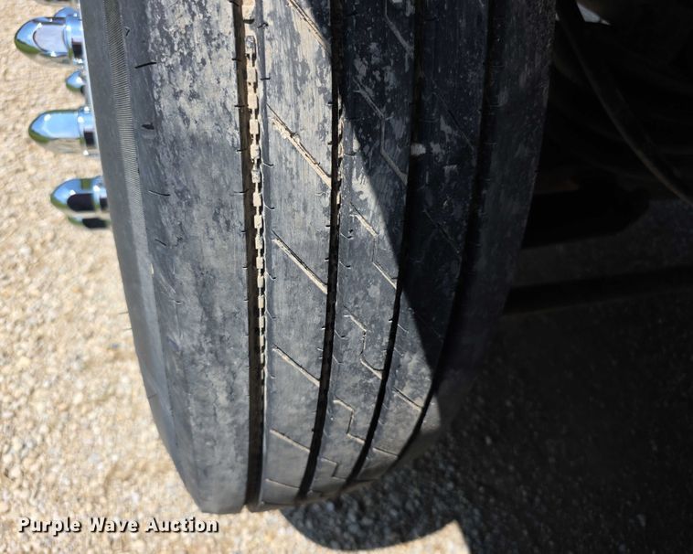 image for item EF3696 2004 Mack Granite CV713 dump truck