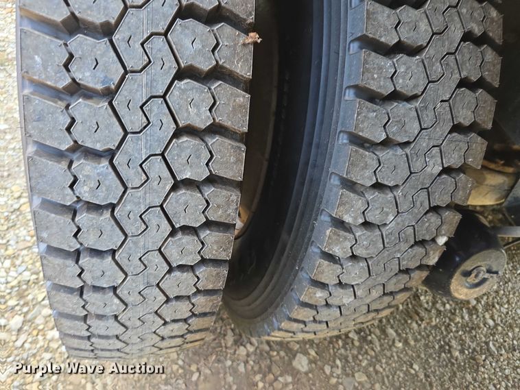 image for item EF3696 2004 Mack Granite CV713 dump truck