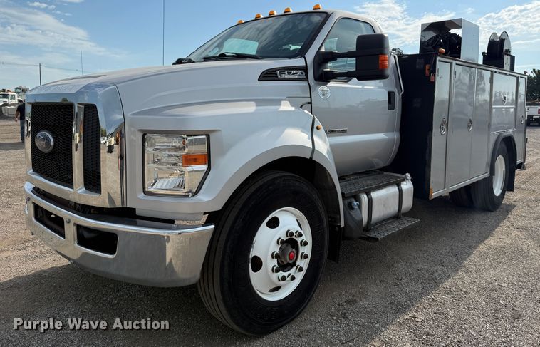 2017 Ford F750 Super Duty
