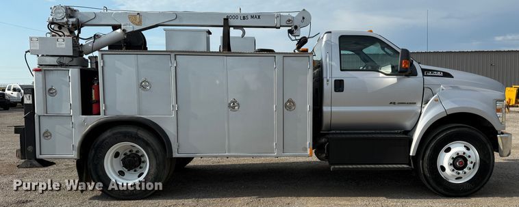 image for item EG2550 2017 Ford F750 Super Duty utility / service truck