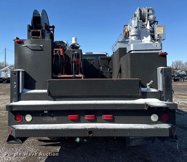 image for item EG2550 2017 Ford F750 Super Duty utility / service truck