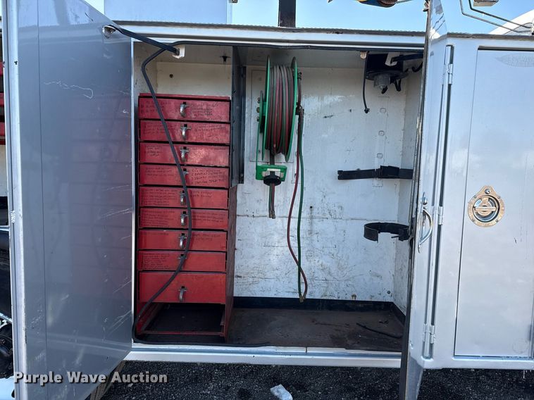 image for item EG2550 2017 Ford F750 Super Duty utility / service truck