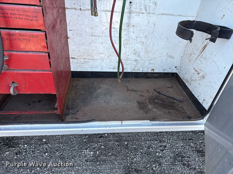 image for item EG2550 2017 Ford F750 Super Duty utility / service truck