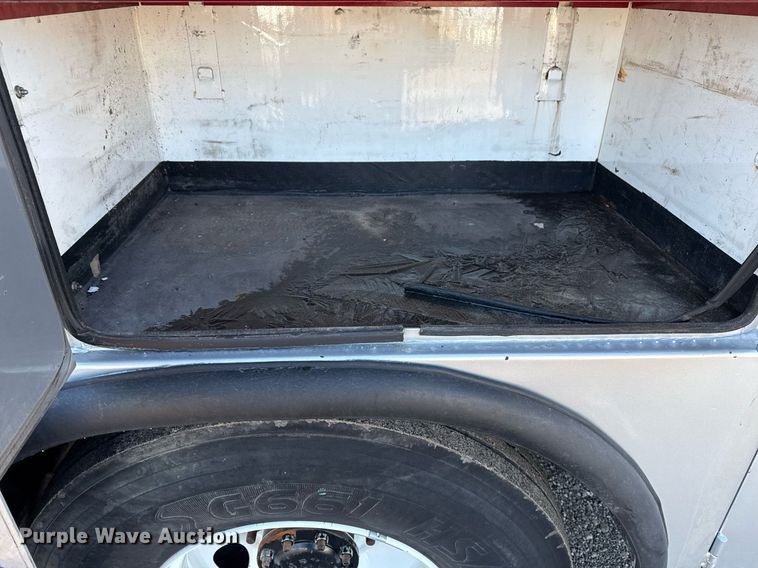 image for item EG2550 2017 Ford F750 Super Duty utility / service truck