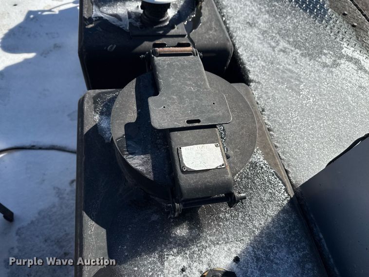 image for item EG2550 2017 Ford F750 Super Duty utility / service truck