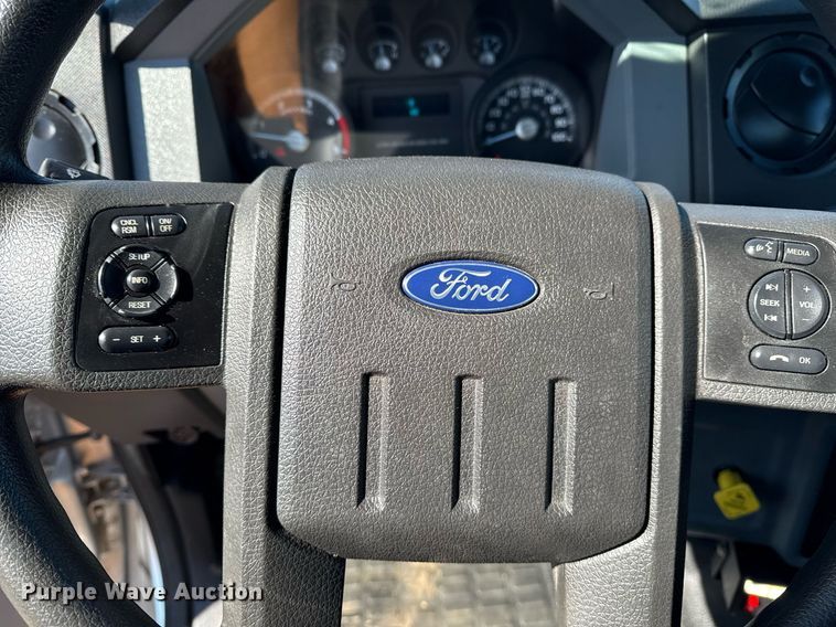 image for item EG2550 2017 Ford F750 Super Duty utility / service truck