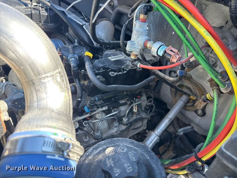 image for item EG2550 2017 Ford F750 Super Duty utility / service truck