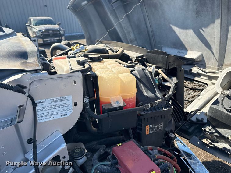 image for item EG2550 2017 Ford F750 Super Duty utility / service truck