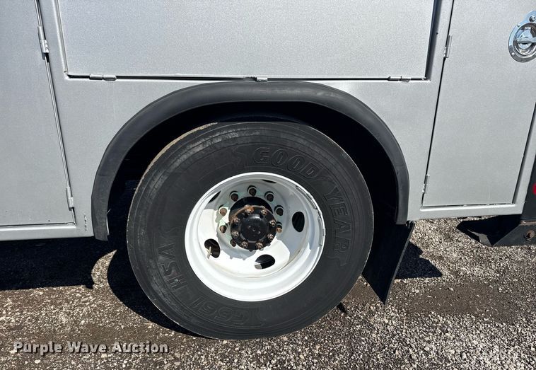 image for item EG2550 2017 Ford F750 Super Duty utility / service truck