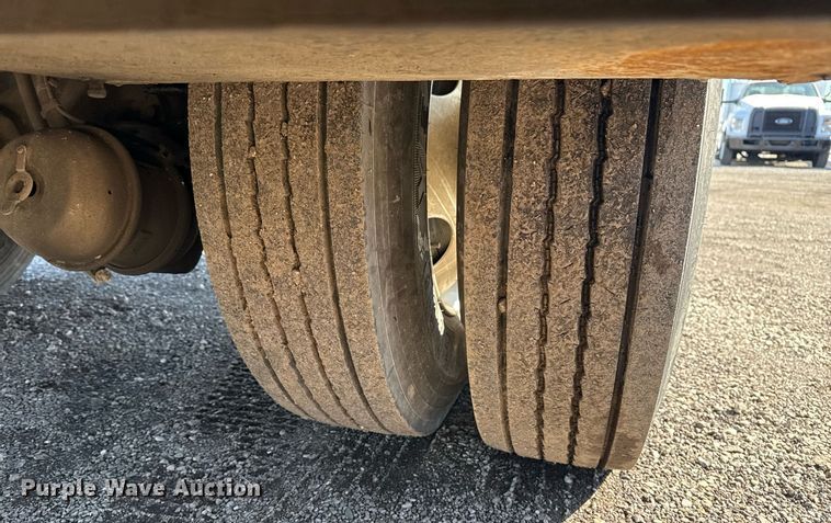 image for item EG2550 2017 Ford F750 Super Duty utility / service truck