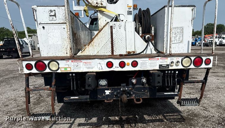 image for item EG6040 2009 Ford F750 digger derrick truck