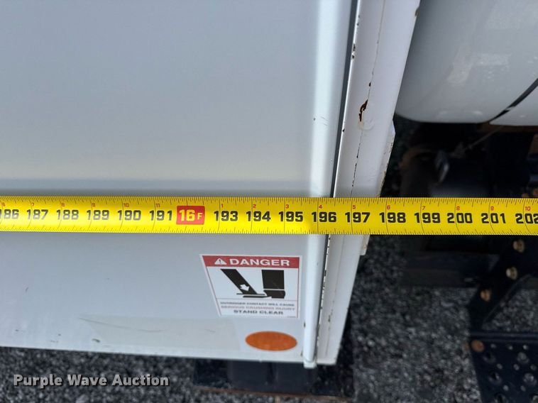 image for item EG6040 2009 Ford F750 digger derrick truck