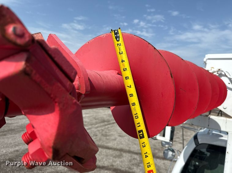 image for item EG6040 2009 Ford F750 digger derrick truck