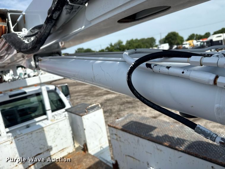 image for item EG6040 2009 Ford F750 digger derrick truck