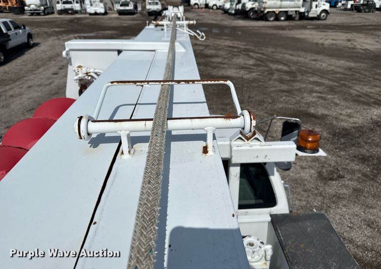 image for item EG6040 2009 Ford F750 digger derrick truck