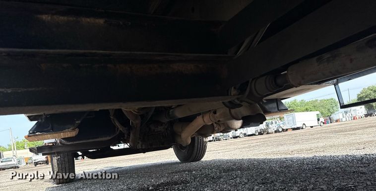 image for item EG6040 2009 Ford F750 digger derrick truck