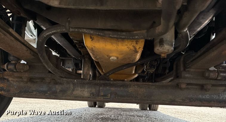 image for item EG6040 2009 Ford F750 digger derrick truck