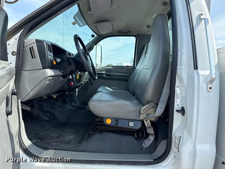 image for item EG6040 2009 Ford F750 digger derrick truck