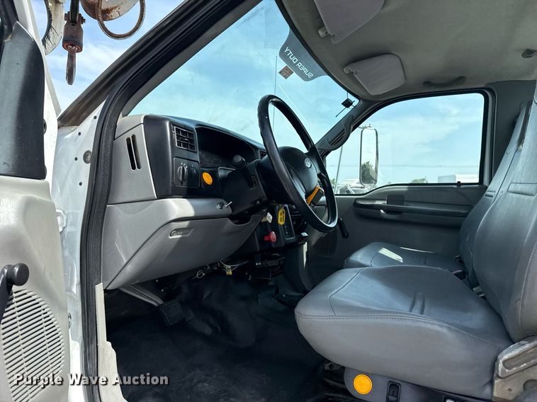 image for item EG6040 2009 Ford F750 digger derrick truck