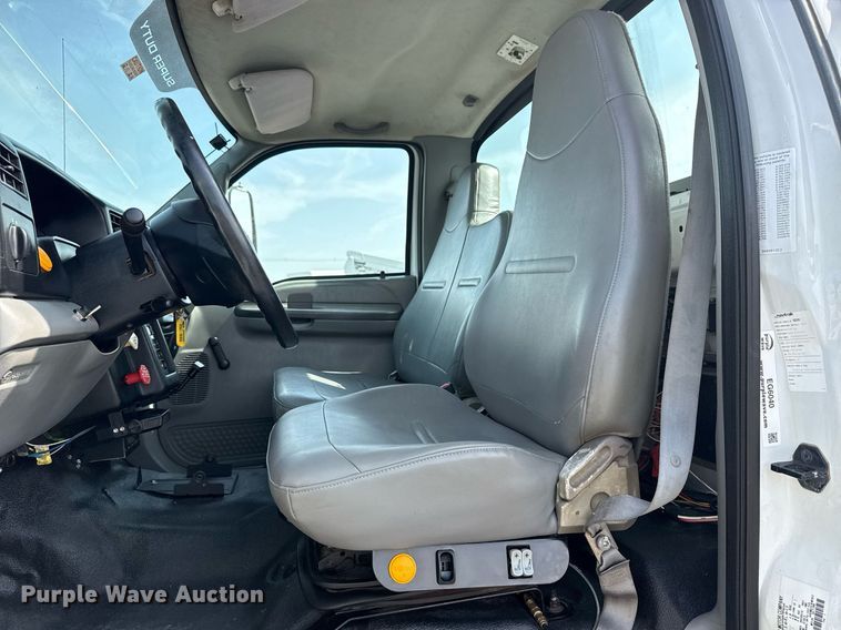 image for item EG6040 2009 Ford F750 digger derrick truck