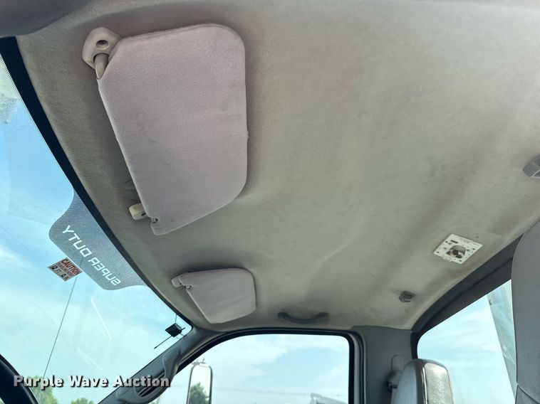 image for item EG6040 2009 Ford F750 digger derrick truck