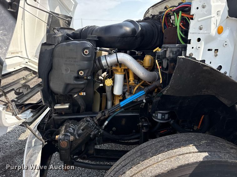 image for item EG6040 2009 Ford F750 digger derrick truck