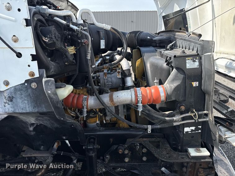 image for item EG6040 2009 Ford F750 digger derrick truck