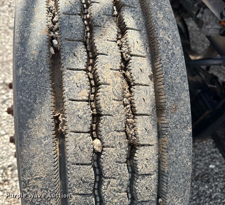 image for item EG6040 2009 Ford F750 digger derrick truck