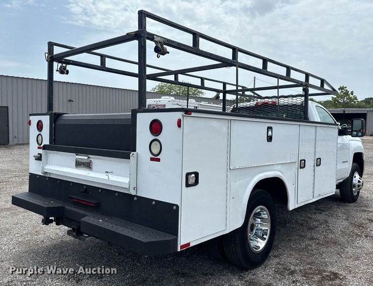 image for item EG6045 2017 Chevrolet Silverado 3500HD utility bed pickup truck