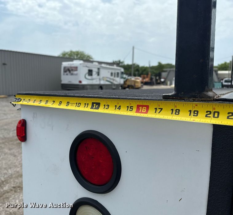 image for item EG6045 2017 Chevrolet Silverado 3500HD utility bed pickup truck