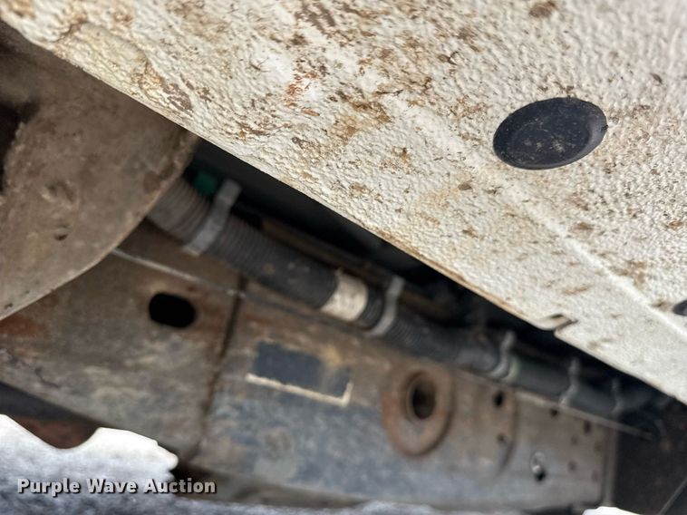 image for item EG6045 2017 Chevrolet Silverado 3500HD utility bed pickup truck