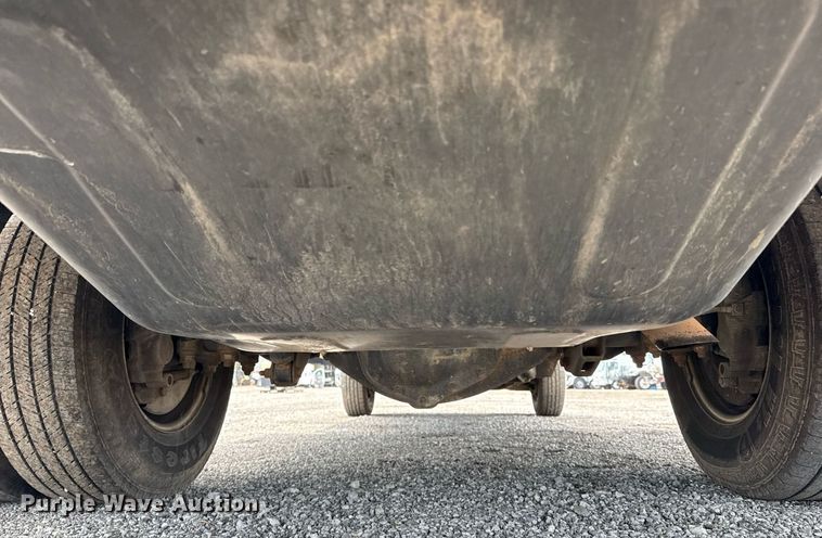 image for item EG6045 2017 Chevrolet Silverado 3500HD utility bed pickup truck